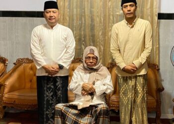 Doa Pengasuh Ponpes Al Falah Ploso Mojo Kediri KH Nurul Huda Djazuli Untuk Kapolri