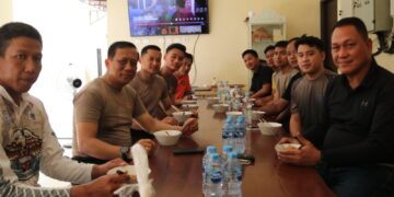 Kapolda Kaltara Bersama Personel Spripim Melaksanakan Kerja Bakti Bersama, Ciptakan Kebersamaan