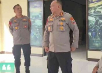 Media Muslim : Jumat Berkah Polairud Polda Sulut, Dirpolairud Bagikan Bantuan Langsung ke Warga