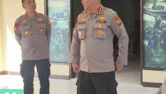 Media Muslim : Jumat Berkah Polairud Polda Sulut, Dirpolairud Bagikan Bantuan Langsung ke Warga